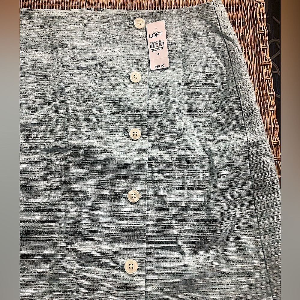 🔥LOFT linen skirt, button detail, NWT 💞